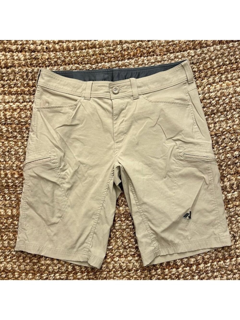 Eddie Bauer First Ascent Shorts Men’s 34 Cargo Beige